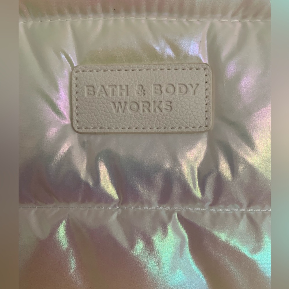 NWT Bath & Body Tote: Puffer, Iridescent White, 2 Handles, Logo, 16x18 inches - Picture 3 of 8